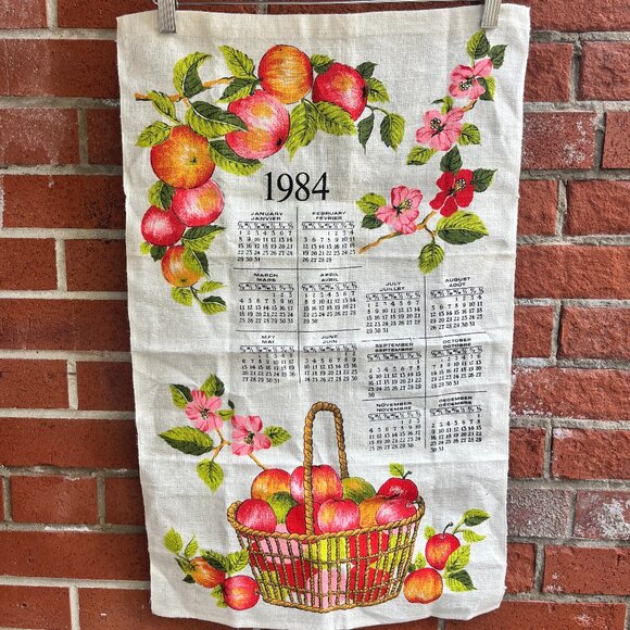 1984 Vintage Tea Towel - Floral and Fruit Motif - 100% linen - Made in Poland - Picture 1 of 5